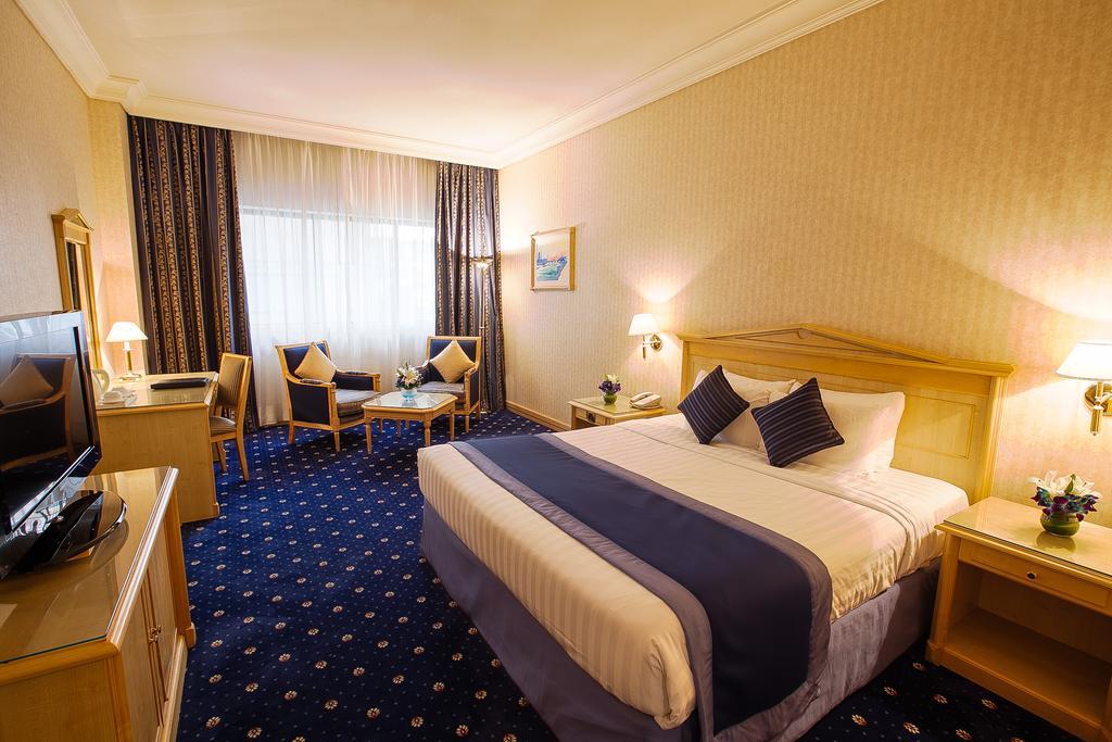 Capitol Hotel Jumeirah Dubai Exteriör bild