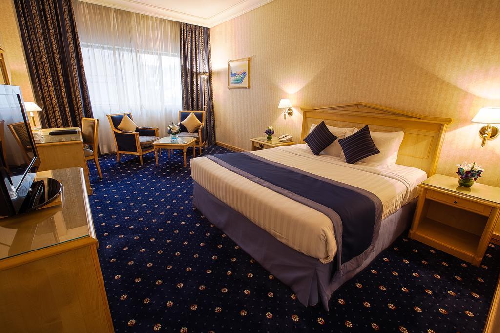 Capitol Hotel Jumeirah Dubai Exteriör bild