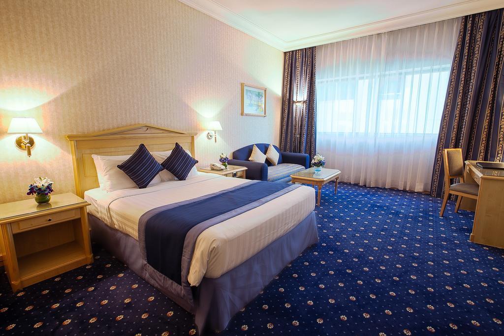 Capitol Hotel Jumeirah Dubai Exteriör bild