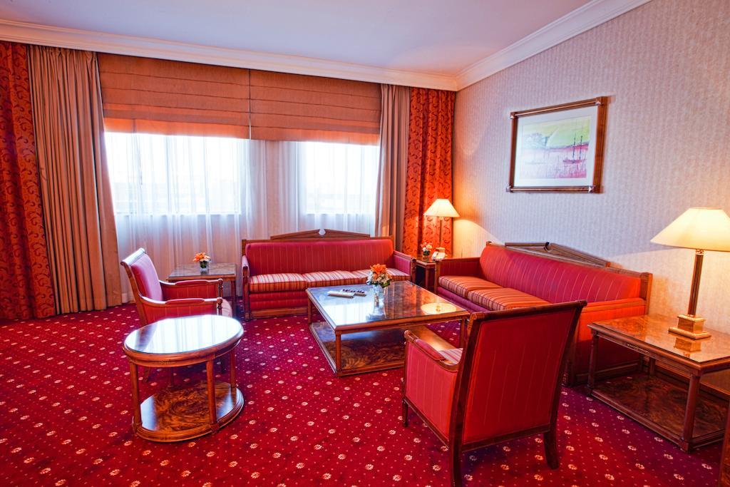 Capitol Hotel Jumeirah Dubai Exteriör bild